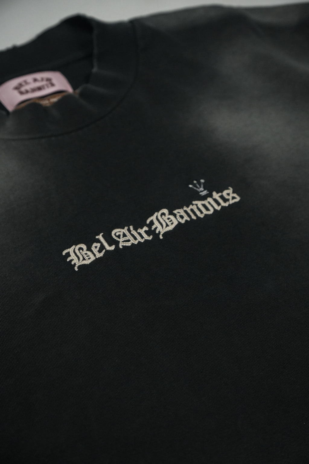 CHAIN CROWN TEE